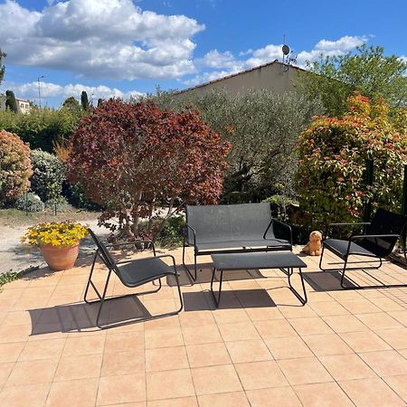 Studio Charmant Avec Terrasse Lançon-Provence Εξωτερικό φωτογραφία