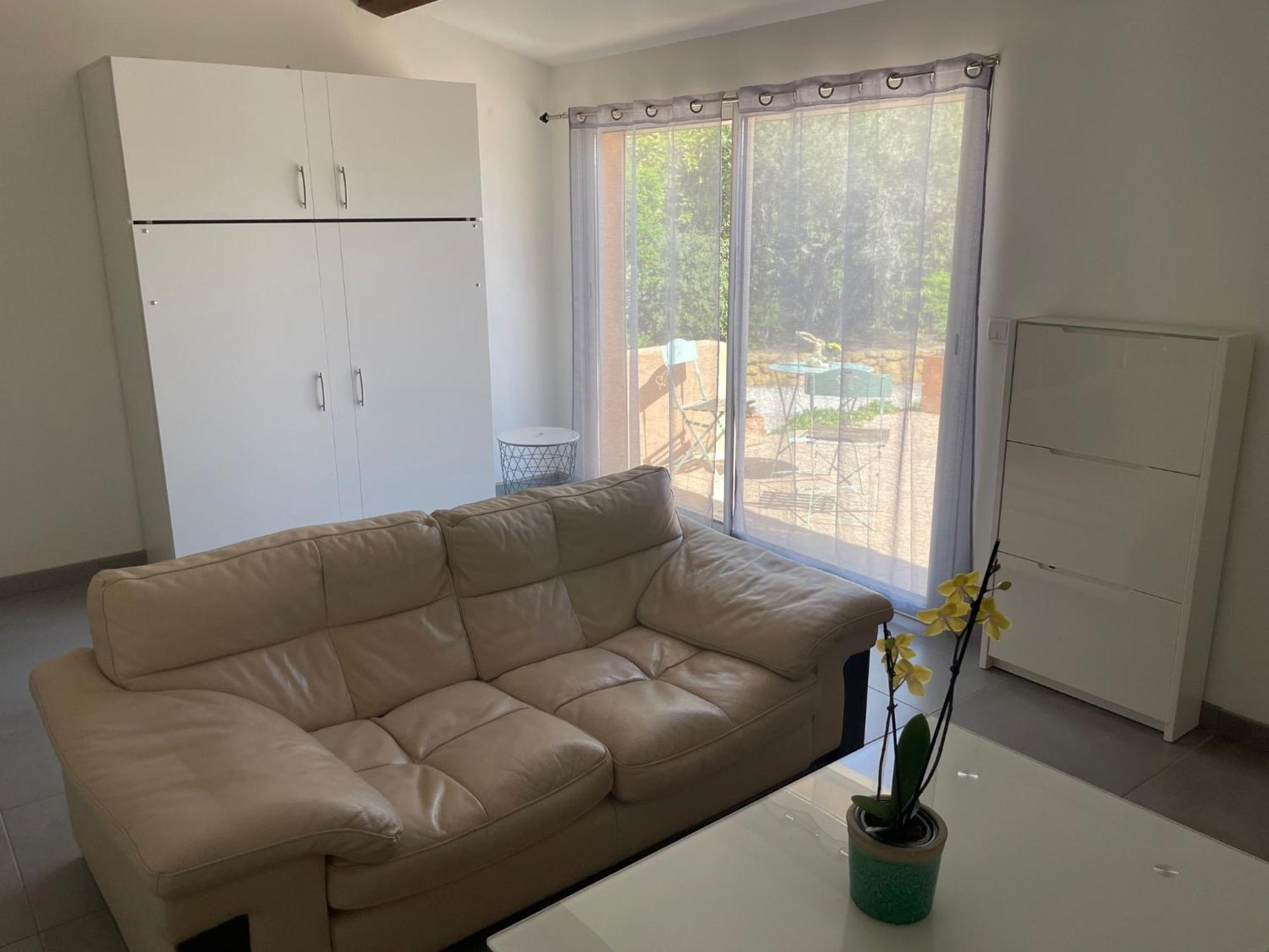 Studio Charmant Avec Terrasse Lançon-Provence Εξωτερικό φωτογραφία