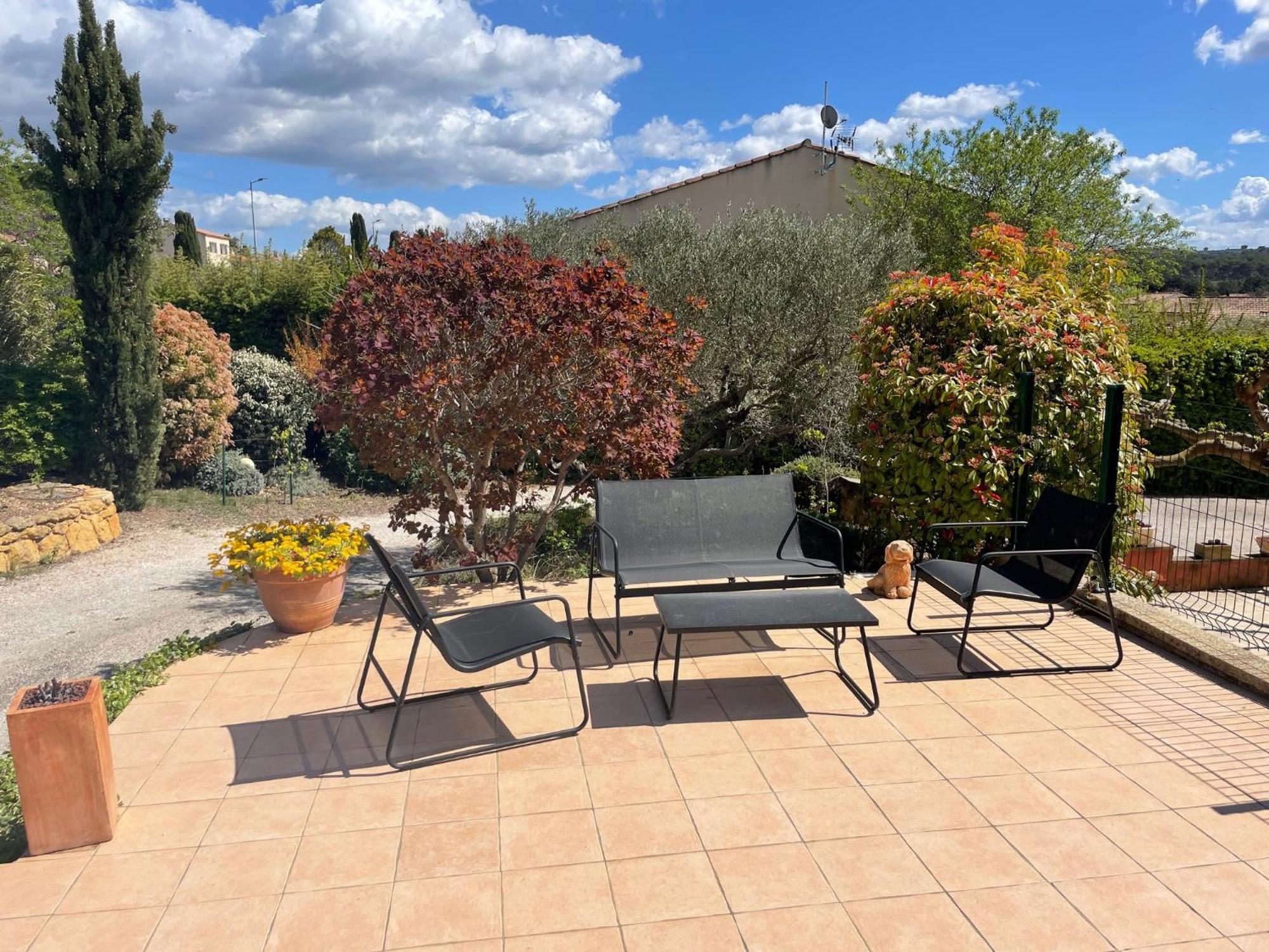 Studio Charmant Avec Terrasse Lançon-Provence Εξωτερικό φωτογραφία